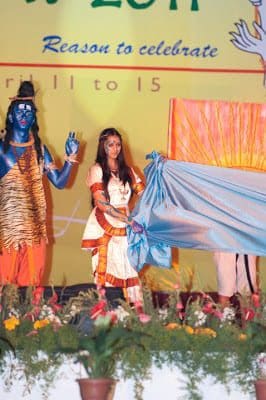 008.-UTSAV-2011-Cultural-parade-3