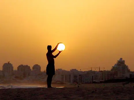 The power of the sun in our hands