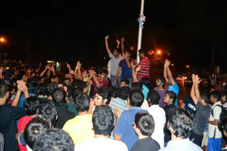 Hostel_students_assemble_at_KC_886621624 Hostel_students_assemble_at_KC_886621624