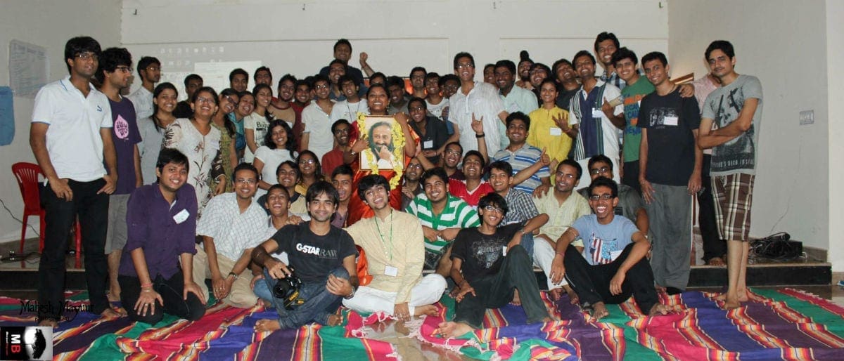 Group photo YES Plus camp on the art of living