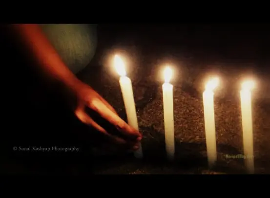 Spreading the lights of respect and tribute 8-e1337588377716