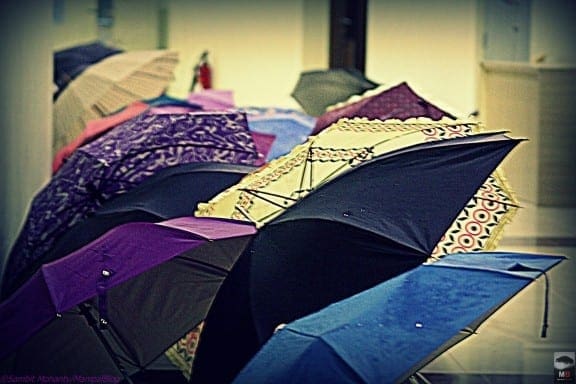 TAPMI-Manipal-2012-Fresher-Induction-Day-Umbrellas-e1403792928368