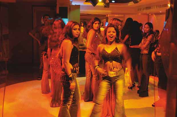 Mumbai Dance Bars