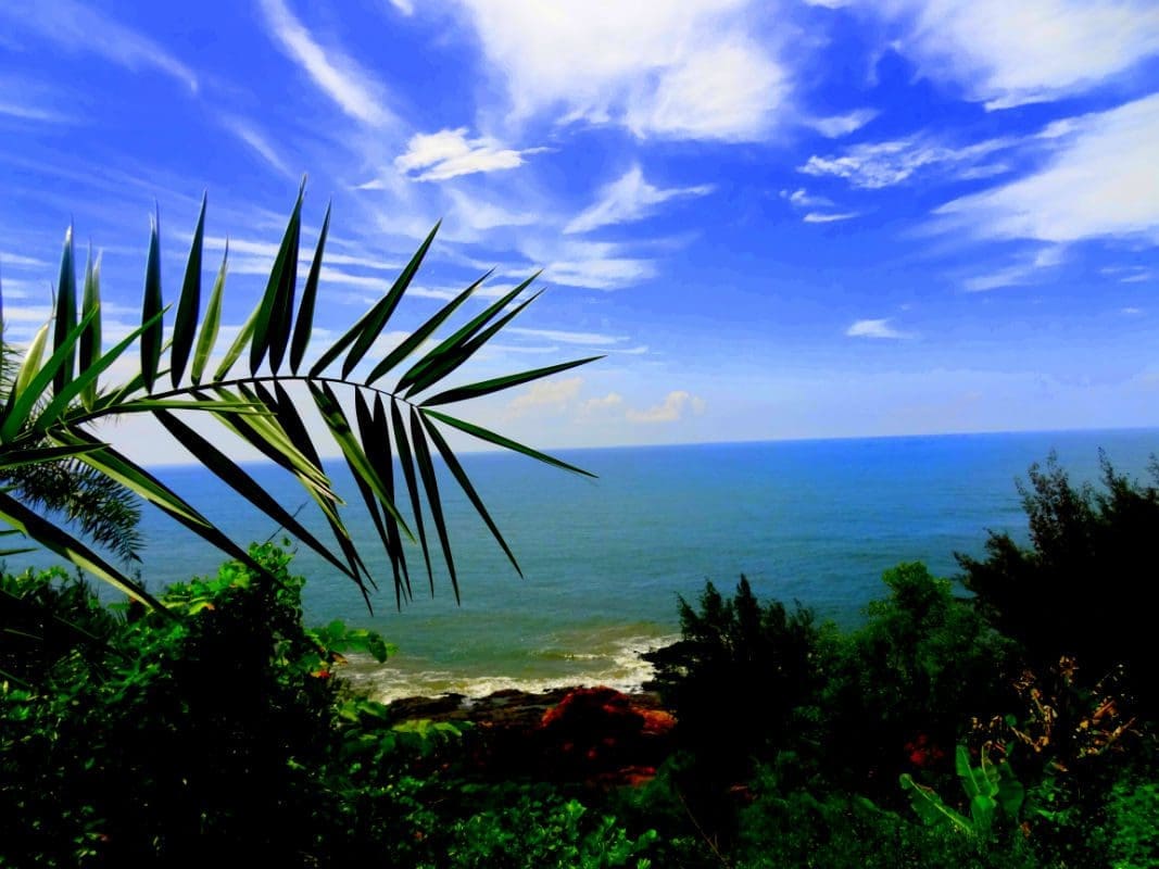 om beach