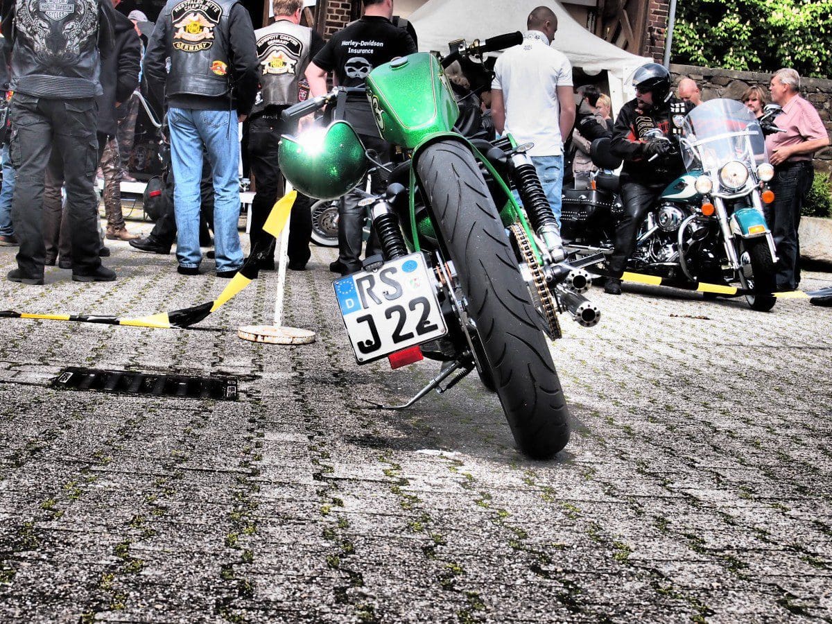 harley_harley_davidson_motorcycle_rocker Harley Davidson Motrocycle at garage