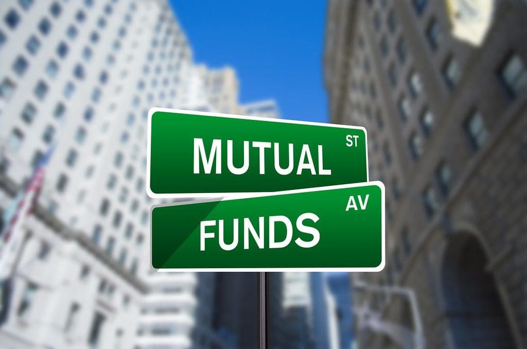 4-mutual-funds-that-are-outperforming-the-competitors-in-2019-manipalblog