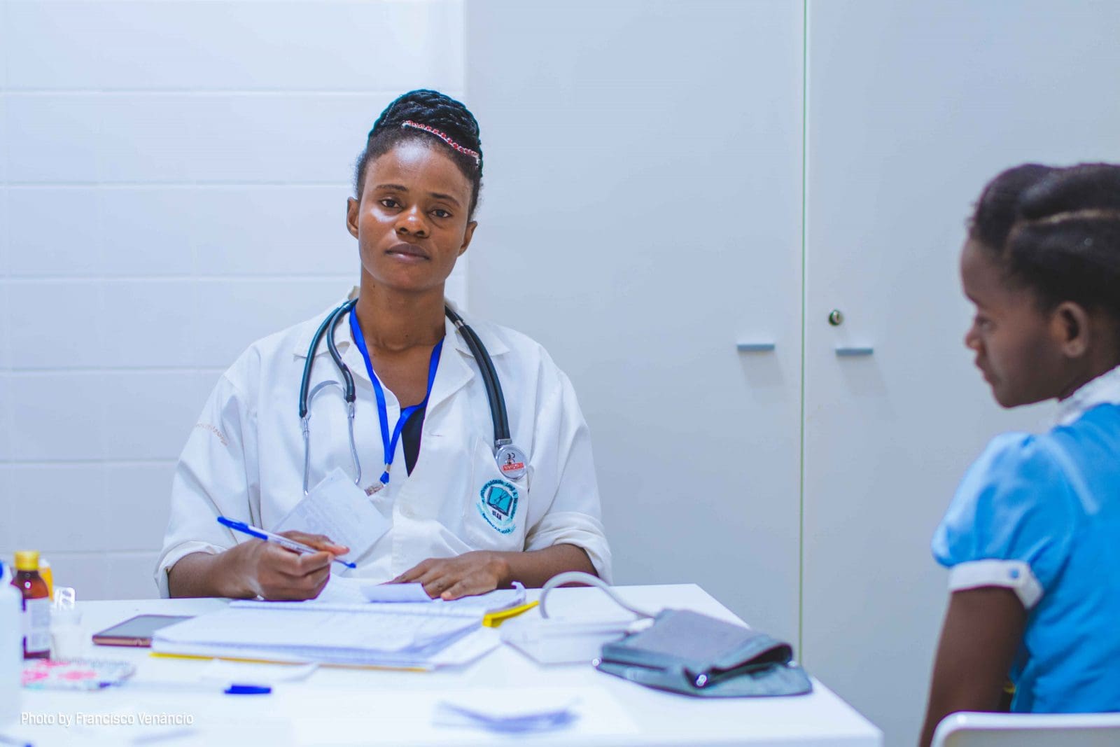 Case Study Writing Nurse writing a report