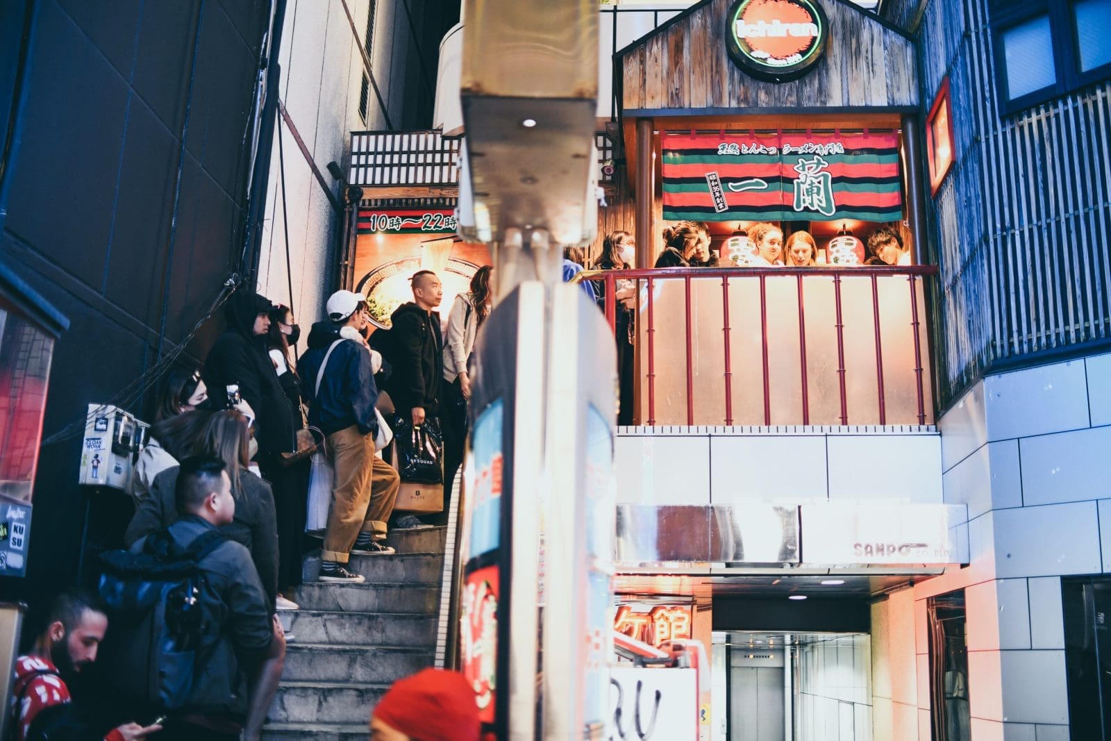 queue at a restaurant