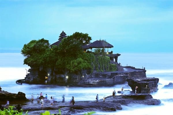 indonesia-bali-tanah-lot-ocean