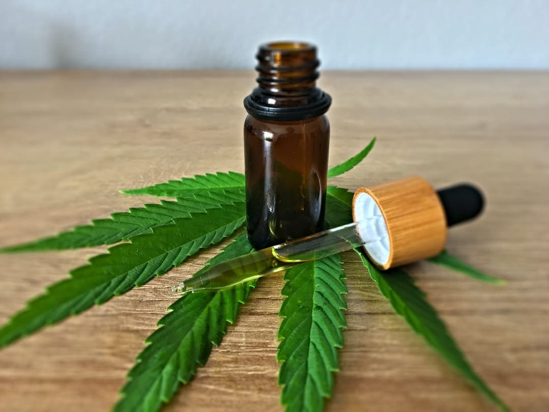 5 Self-Care Tips For A More Relaxed Life 7 CBD oil for relaxed life