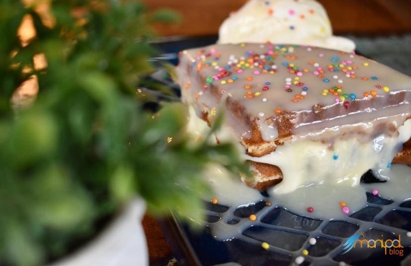Manipalbites: Treat Your Sweet Tooth At Waffee House, Manipal 4 Waffee House Manipal Blueberry cream cheese waffle