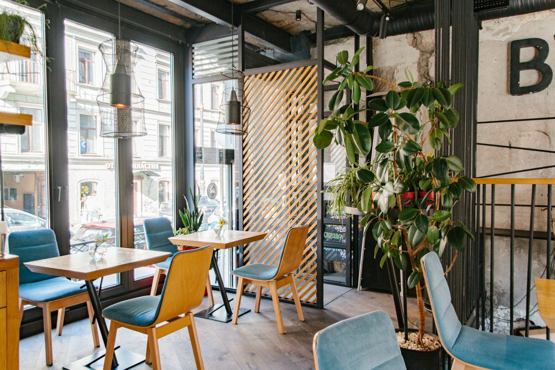 Revamp Your Restaurant With These Interior Designing Ideas 1 Restaurant Decor