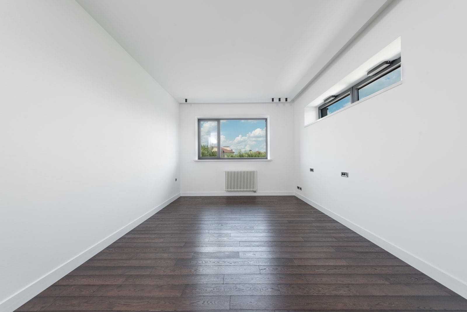 How Proper Attic Venting Benefits Your Roof And Your Budget 2 Empty room of modern apartment