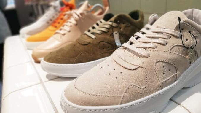 6 Useful Tips For Someone Who Loves To Shop Footwear Online 1 white nike air force 1 low footwear online