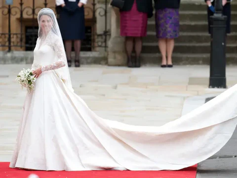 Kate Middleton’s Wedding Gown